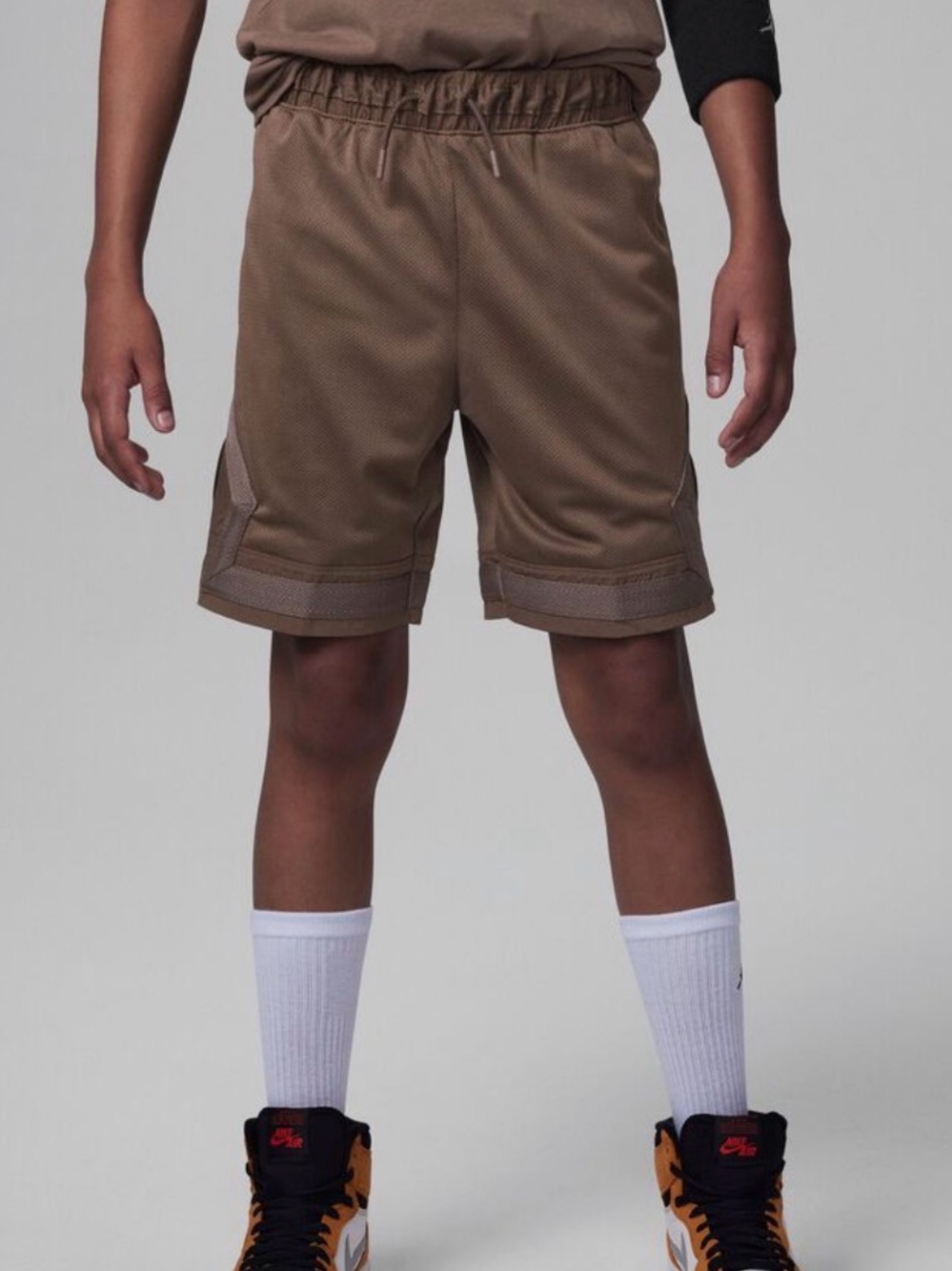 NWOT Nike Jordan Paris Saint-Germain
Older Kids Dri-FIT Diamond BasketballShorts